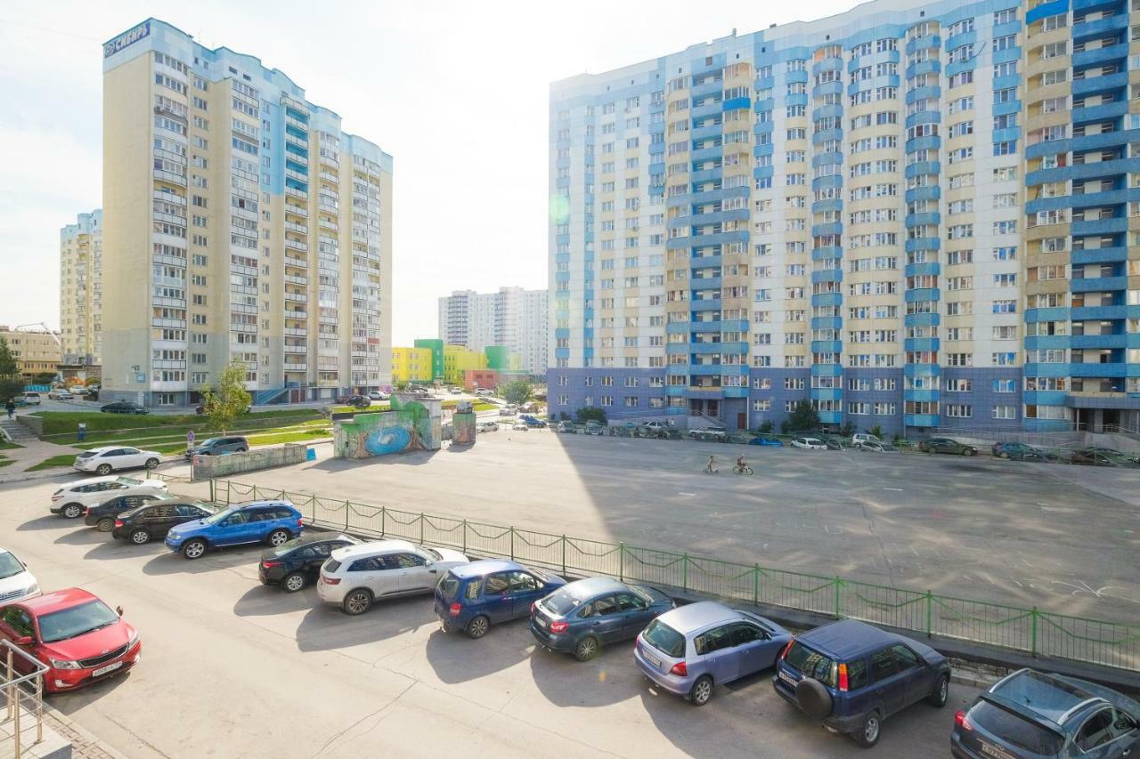 Nsk-Kvartirka, Gorskiy Apartment, 67 Novosibirsk Buitenkant foto